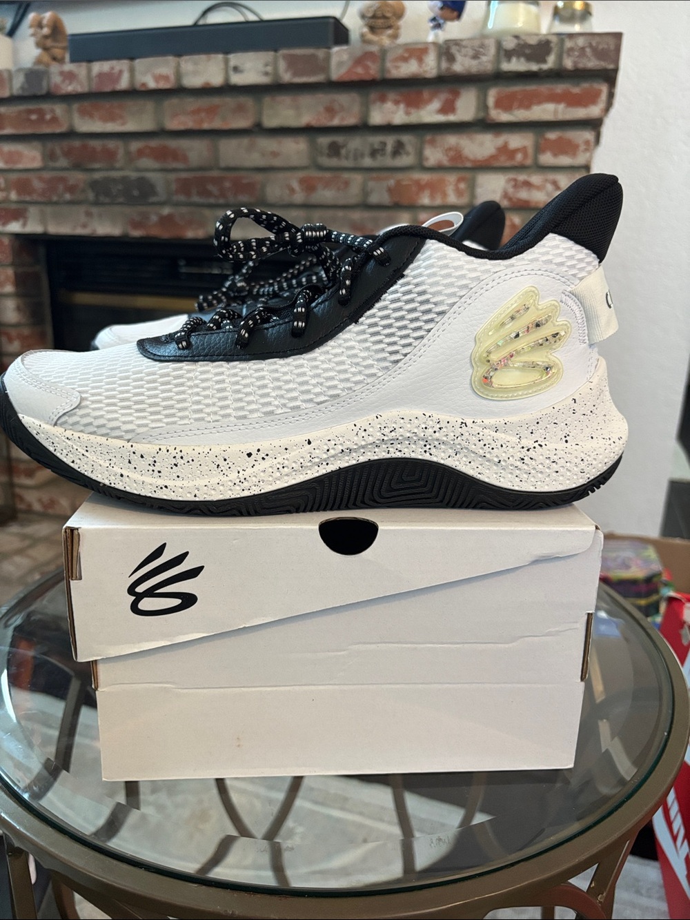 Under Armour Steph Curry 3Z7 Men’s Basketball Shoes (Select Size)